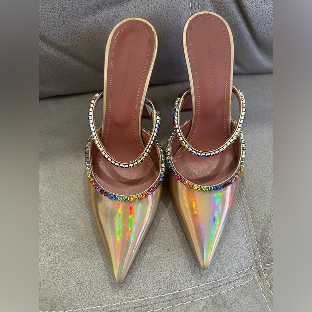 Amina muaddi mules